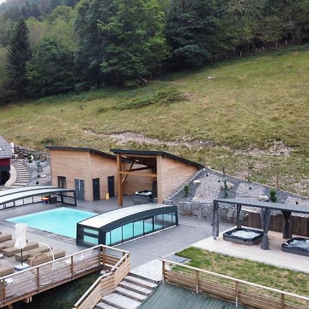 La Ferme De Rochesson, Jacuzzis & Piscine Commune Exteriér fotografie