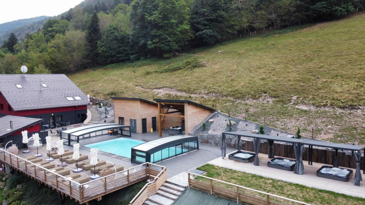 Apartmán La Ferme De Rochesson, Jacuzzis & Piscine Commune Exteriér fotografie